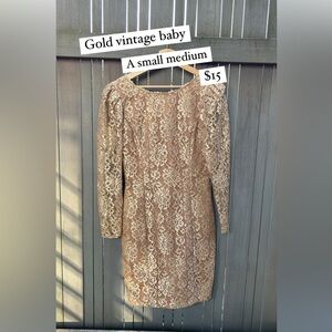 Vintage Gold Lace Dress with Sleeves W6